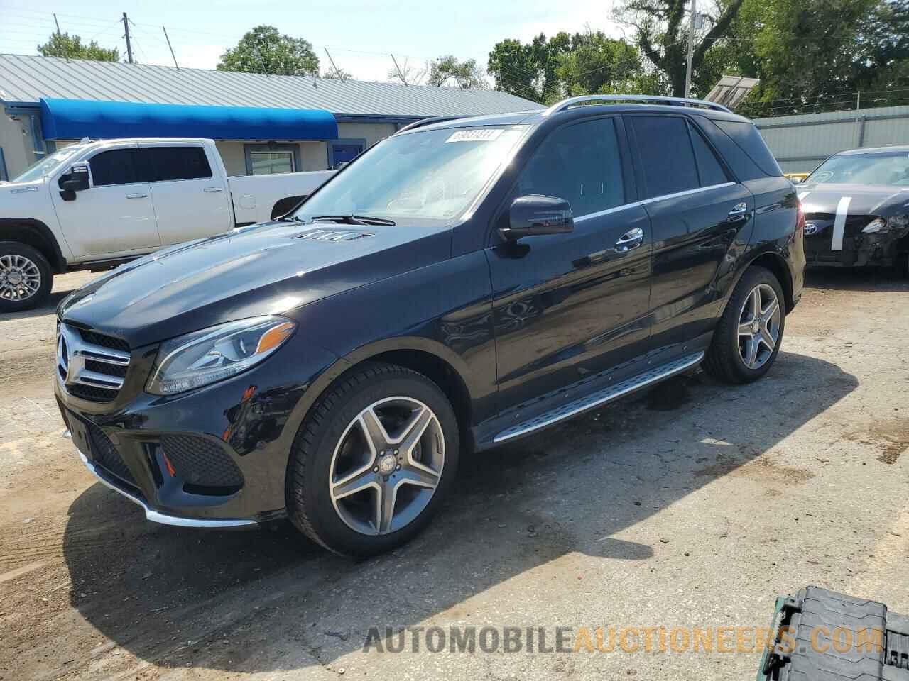 4JGDA5GB9HA876876 MERCEDES-BENZ GLE-CLASS 2017