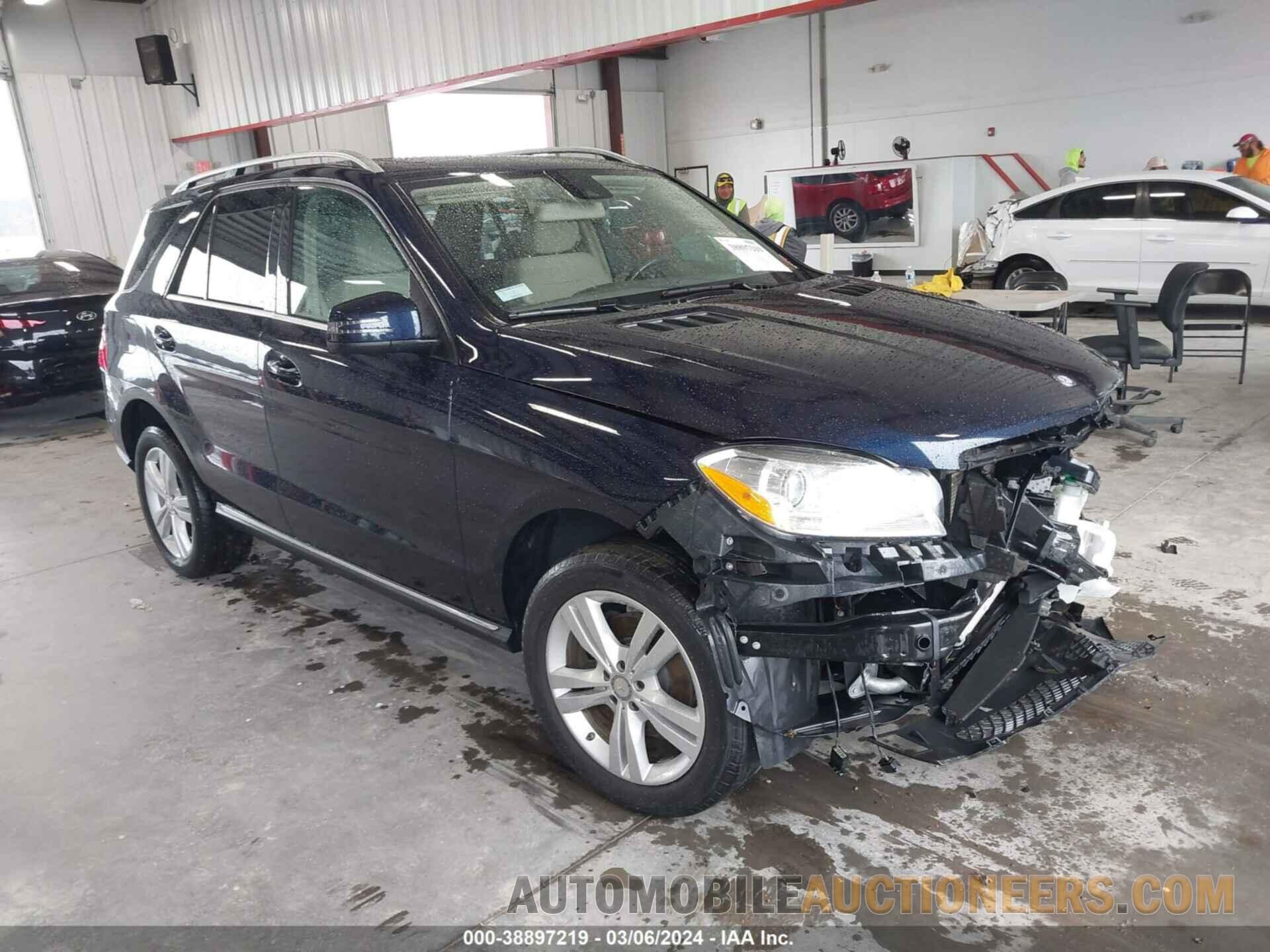 4JGDA5HB0FA582083 MERCEDES-BENZ ML 350 2015