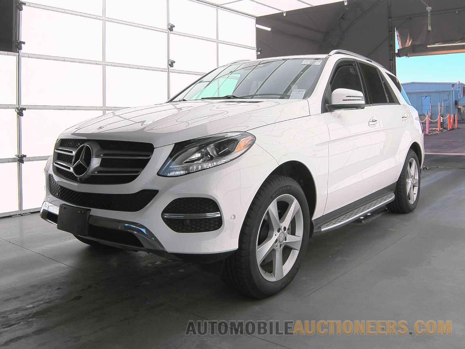 4JGDA5HB0HA845711 Mercedes-Benz GLE 3 2017