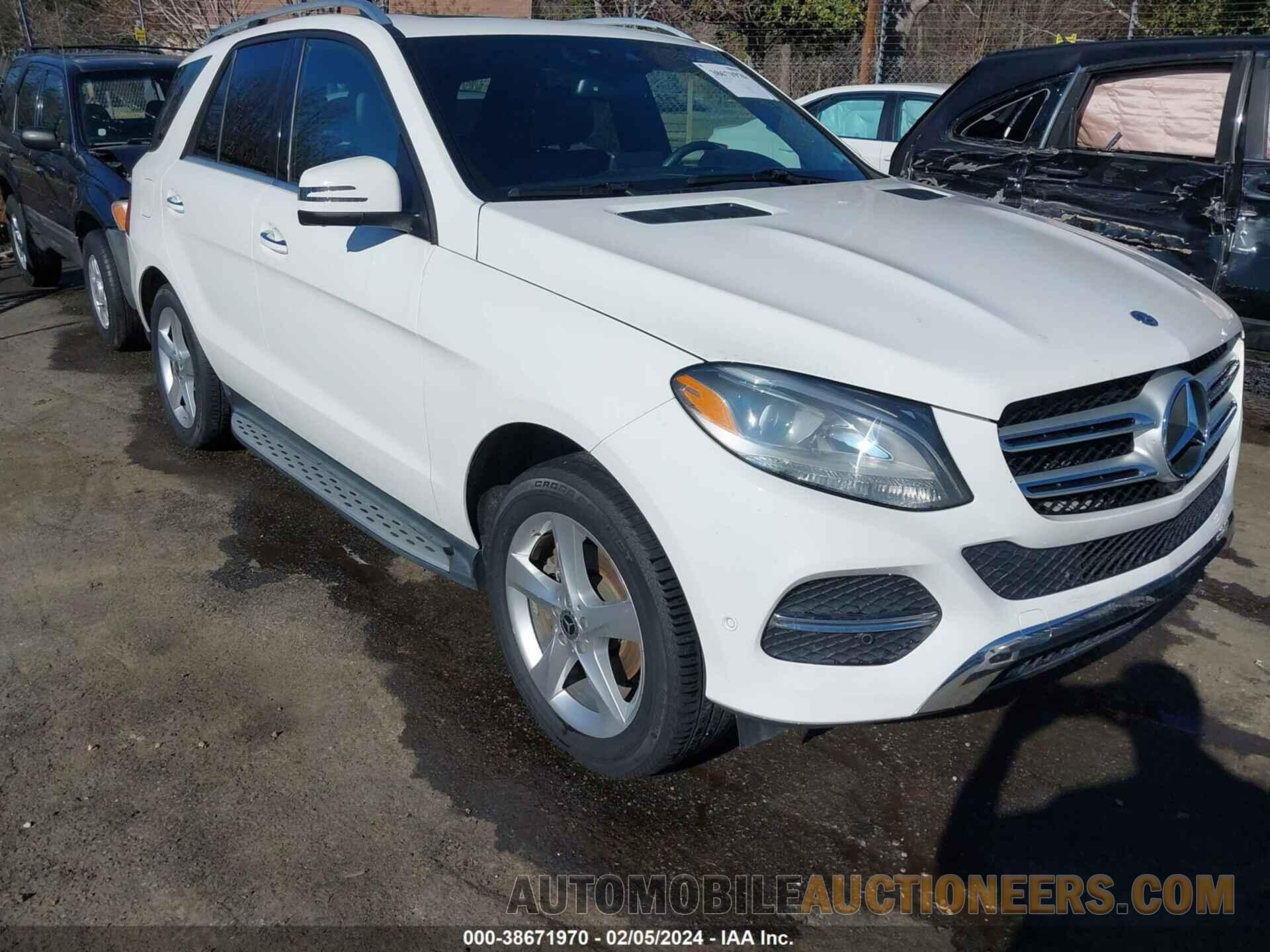 4JGDA5HB0JB003077 MERCEDES-BENZ GLE 350 2018