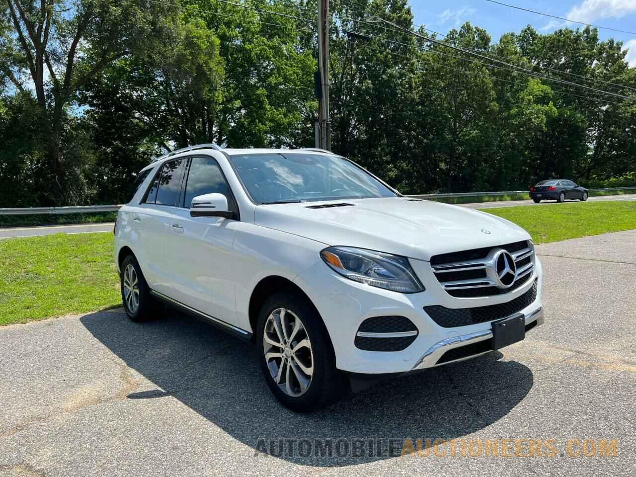 4JGDA5HB3HA817305 MERCEDES-BENZ GLE-CLASS 2017