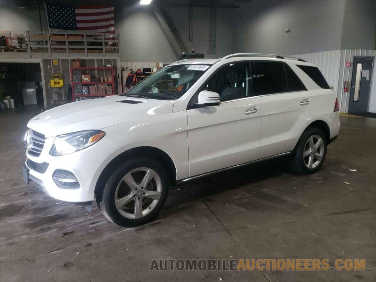 4JGDA5HB3HA900698 MERCEDES-BENZ GLE-CLASS 2017