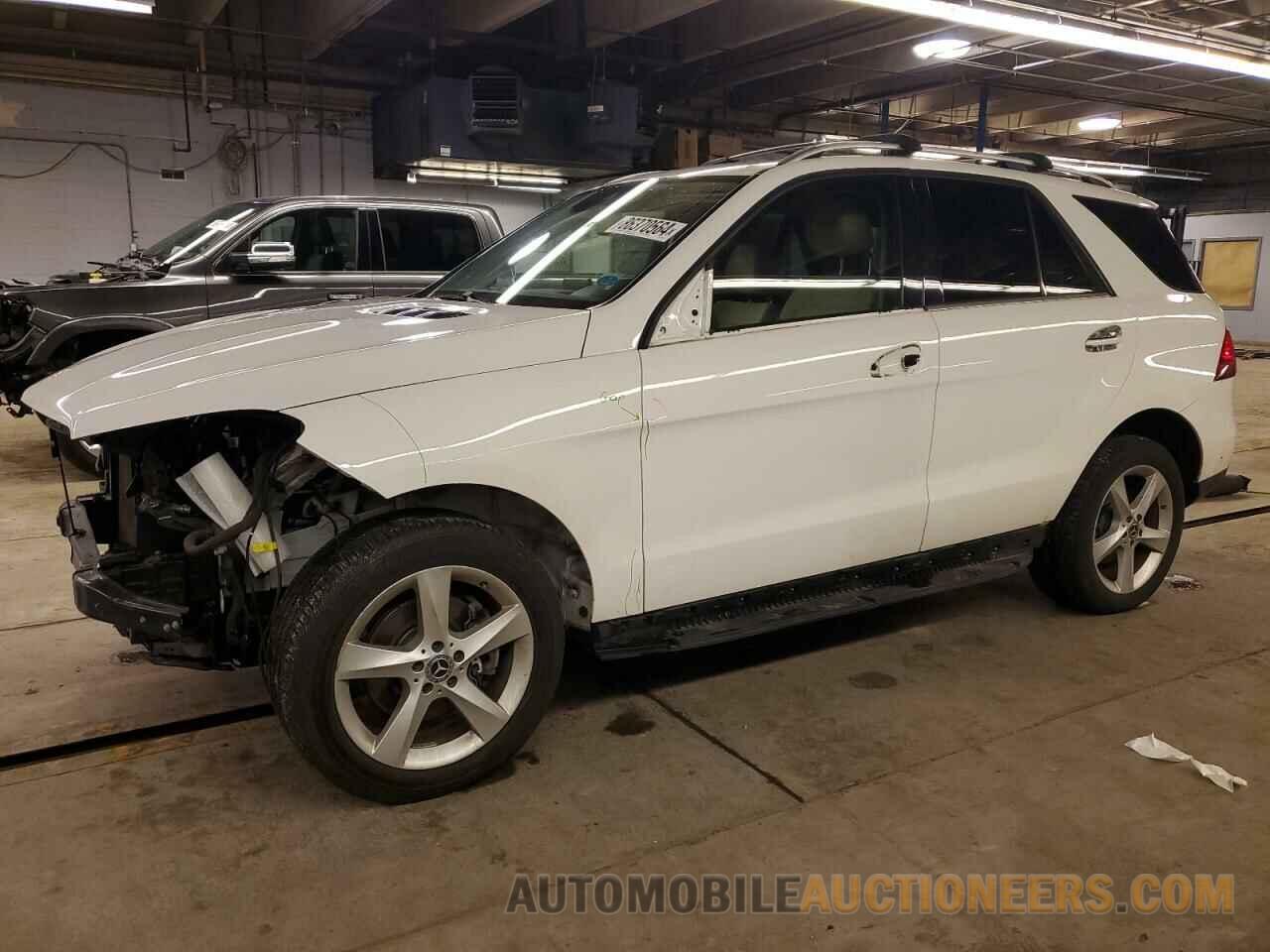 4JGDA5HB3JB113265 MERCEDES-BENZ GLE-CLASS 2018