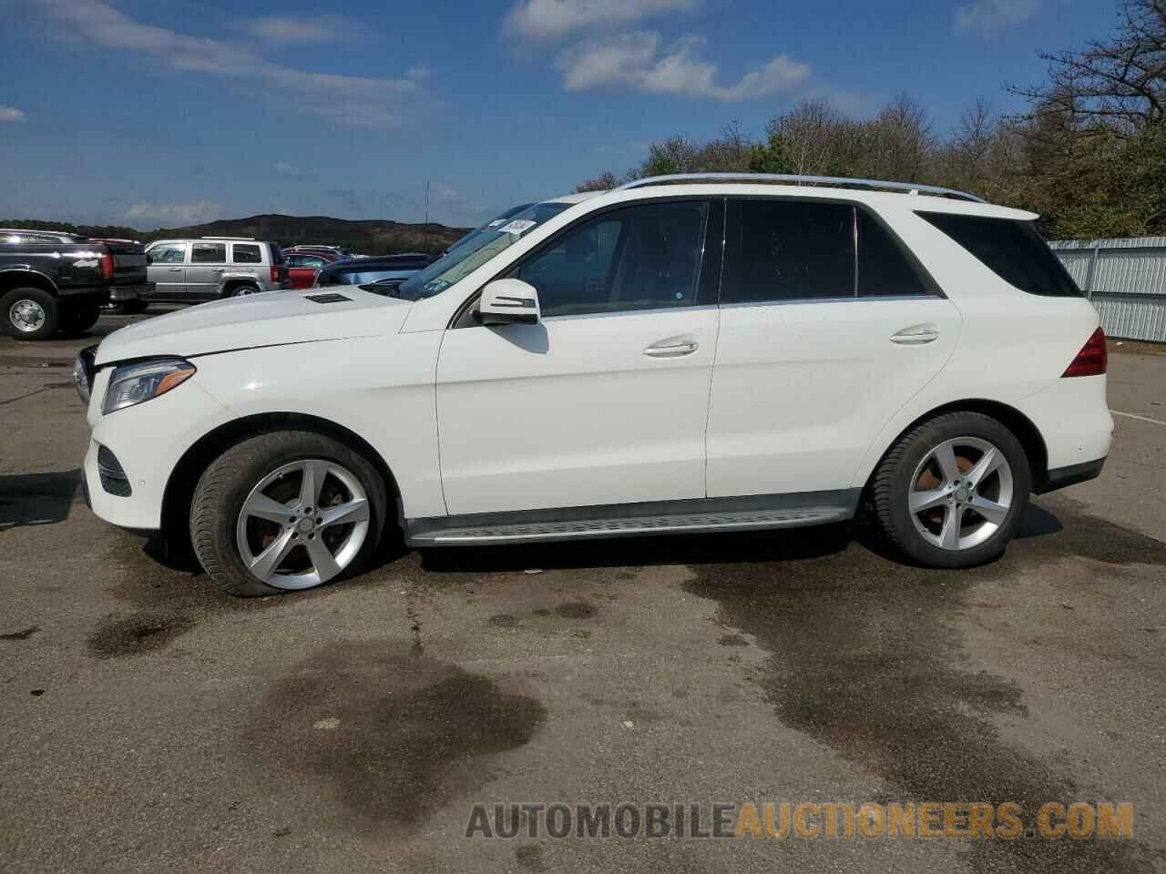 4JGDA5HB5GA683928 MERCEDES-BENZ GLE-CLASS 2016