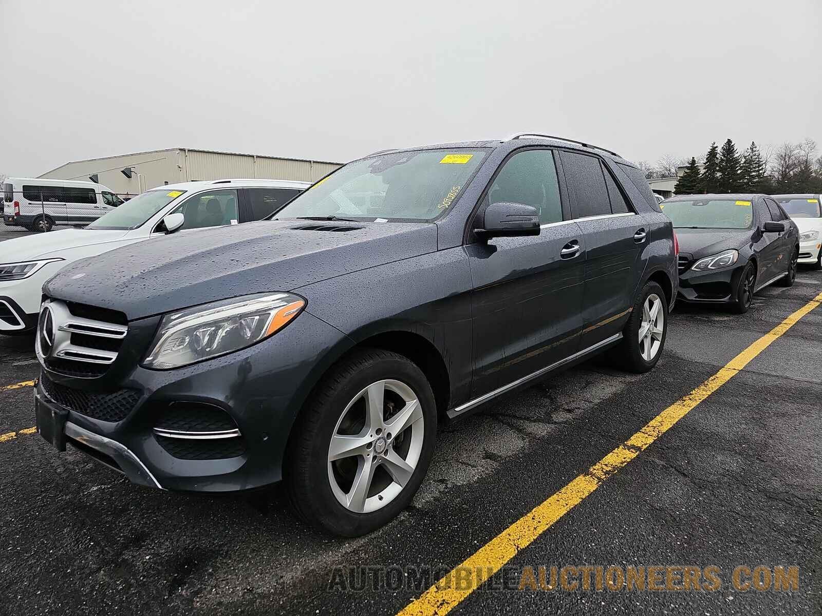 4JGDA5HB5GA755033 Mercedes-Benz GLE 3 2016