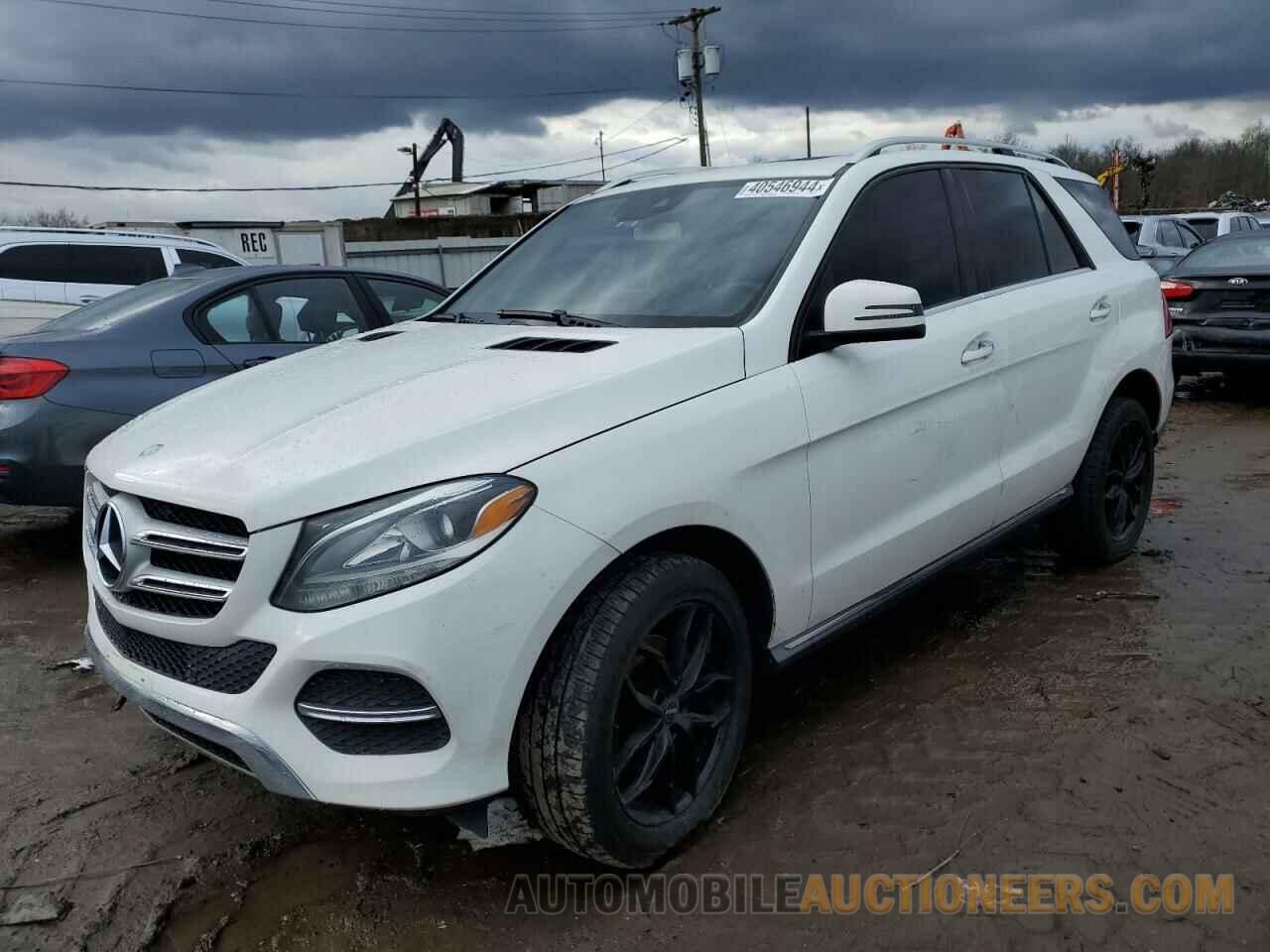 4JGDA5HB5HA931225 MERCEDES-BENZ GLE-CLASS 2017