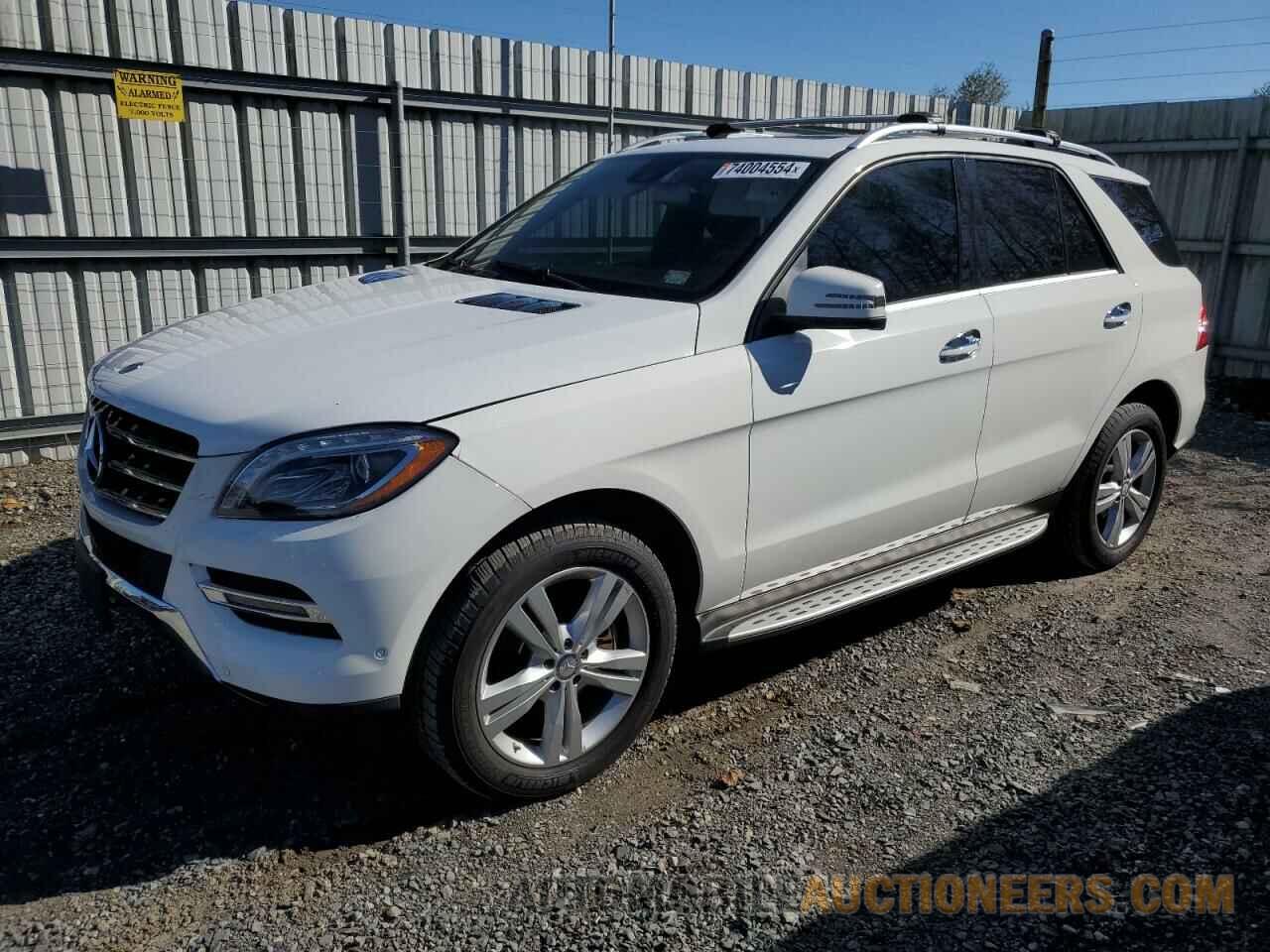 4JGDA5HB6FA468931 MERCEDES-BENZ M-CLASS 2015