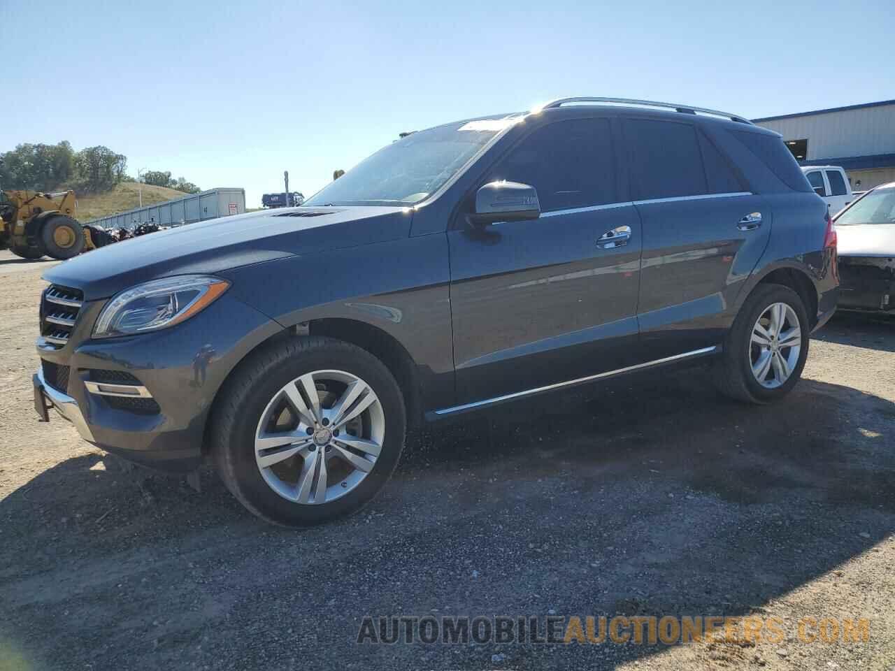 4JGDA5HB8FA482586 MERCEDES-BENZ M-CLASS 2015