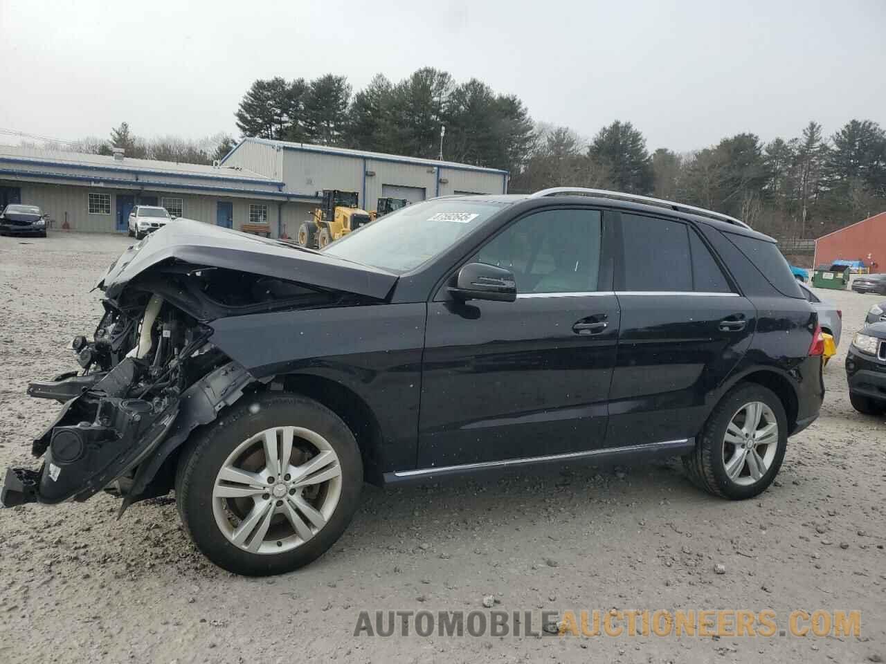 4JGDA5HB8FA588357 MERCEDES-BENZ M-CLASS 2015