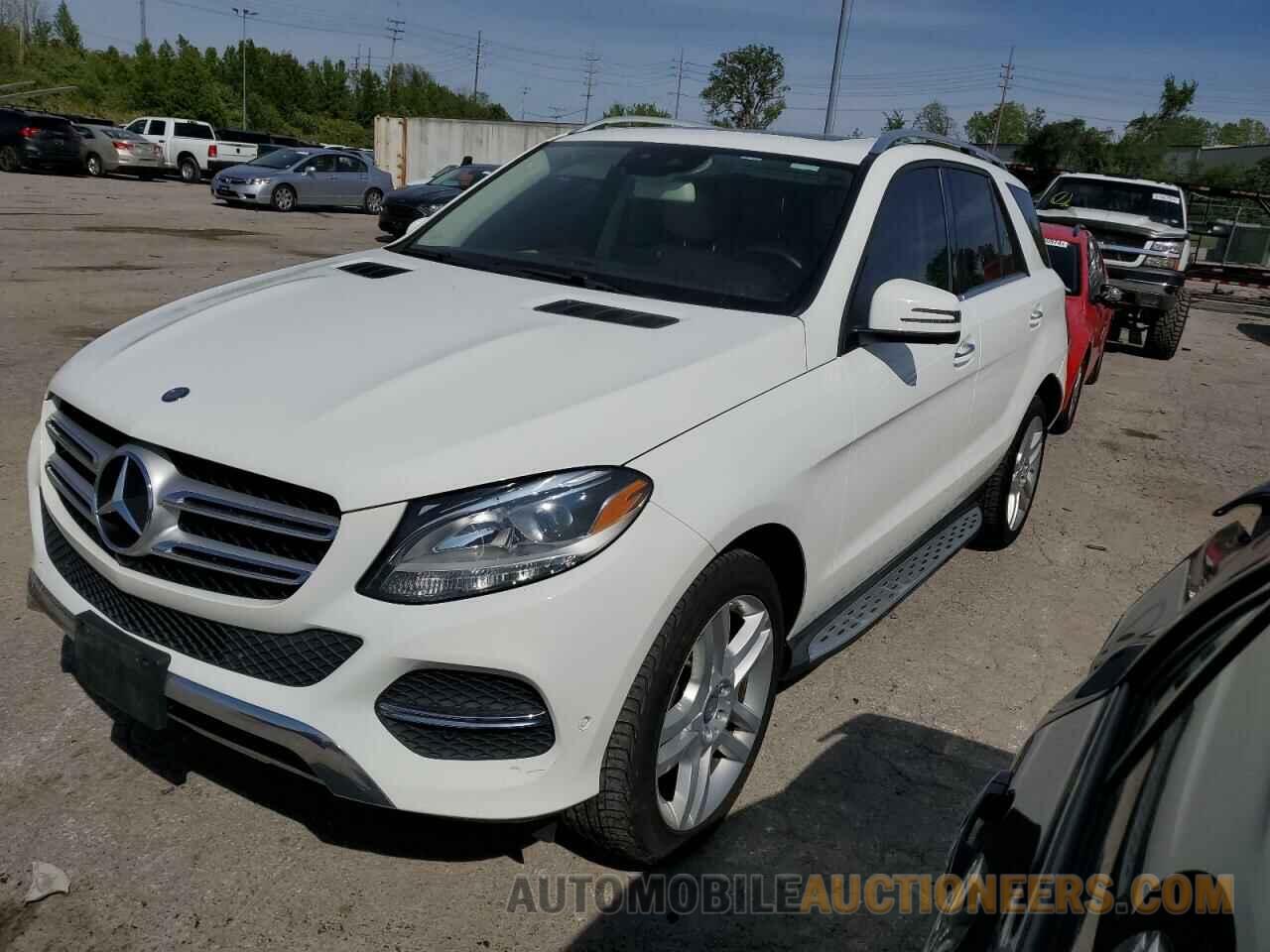 4JGDA5HB8HA883073 MERCEDES-BENZ GLE-CLASS 2017