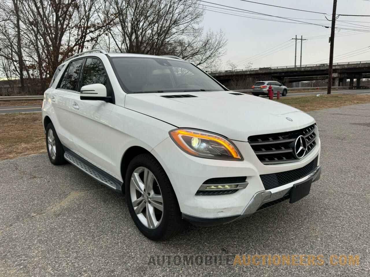 4JGDA5HB9EA334946 MERCEDES-BENZ M-CLASS 2014