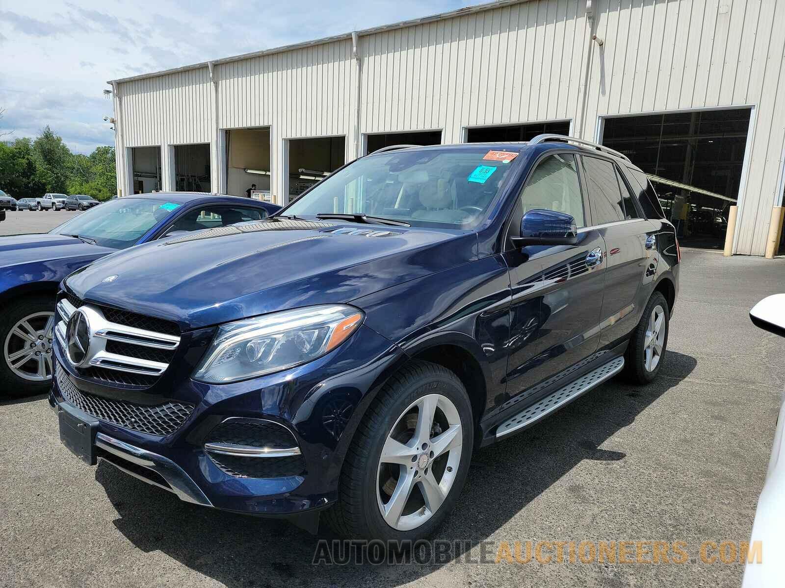 4JGDA5HBXGA734565 Mercedes-Benz GLE 3 2016