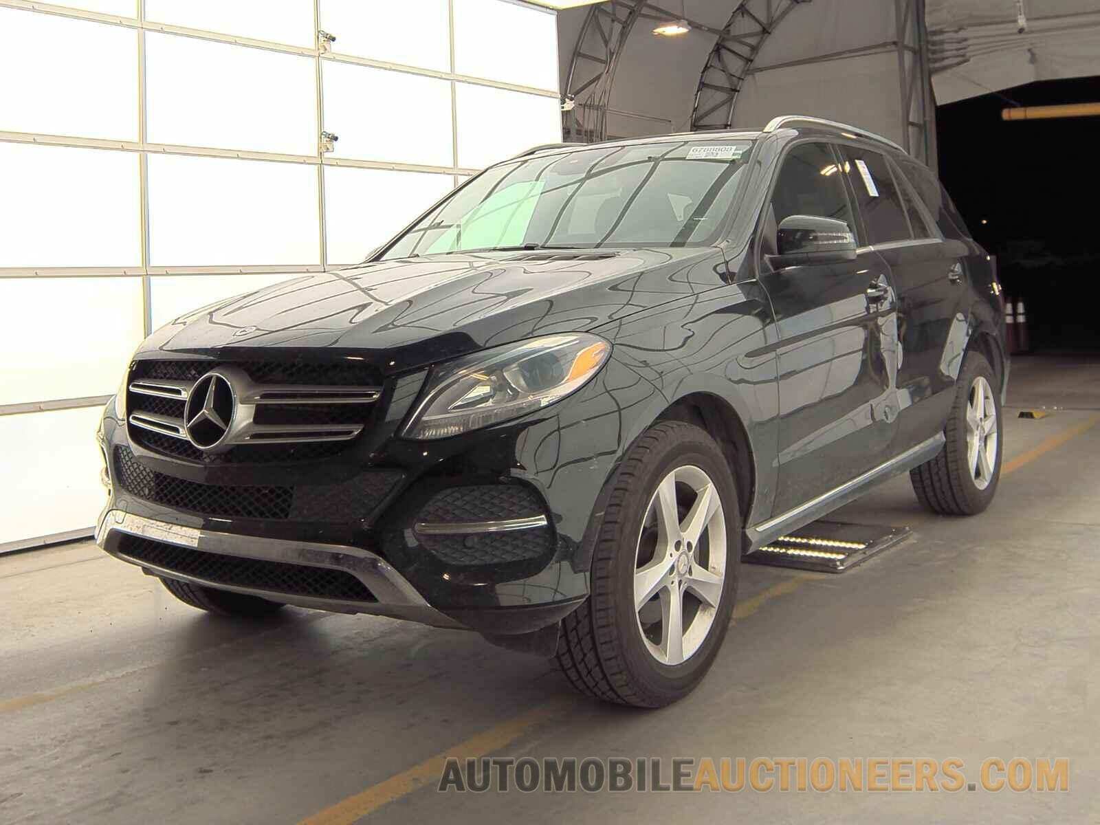 4JGDA5HBXGA754458 Mercedes-Benz GLE 3 2016