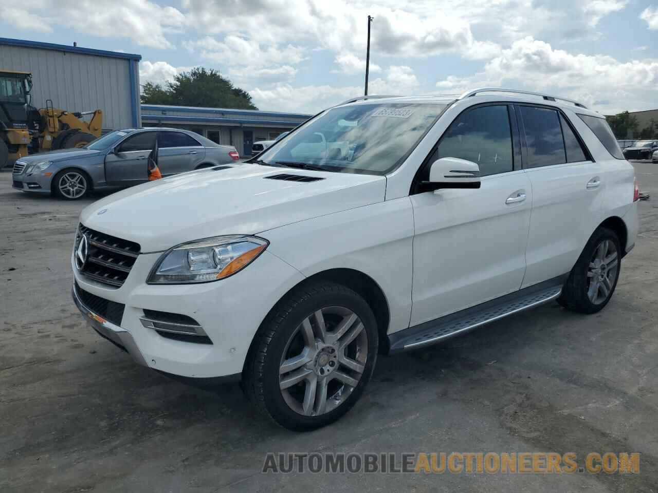 4JGDA5JB0FA508883 MERCEDES-BENZ M-CLASS 2015