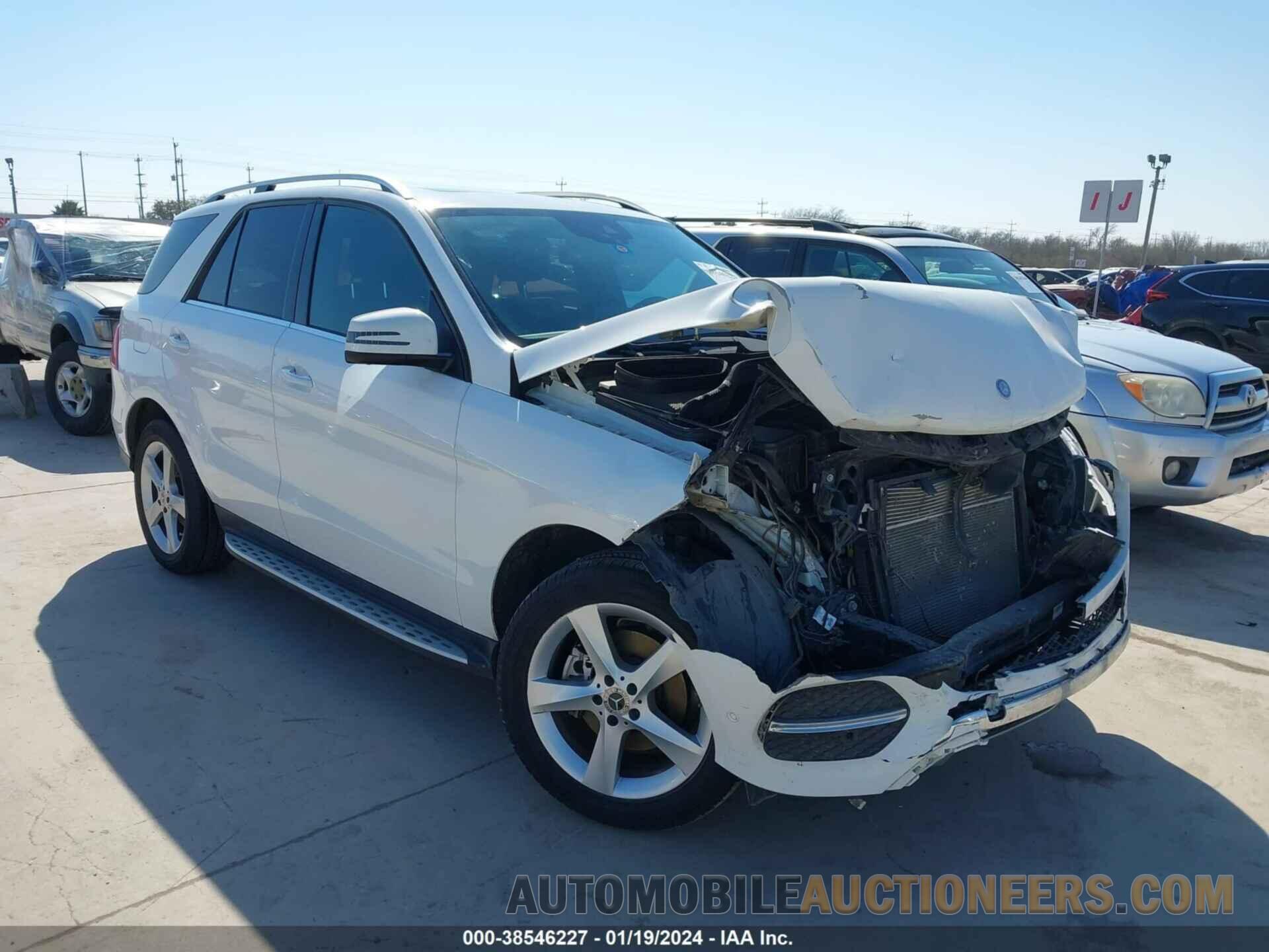 4JGDA5JB0HA943180 MERCEDES-BENZ GLE 350 2017