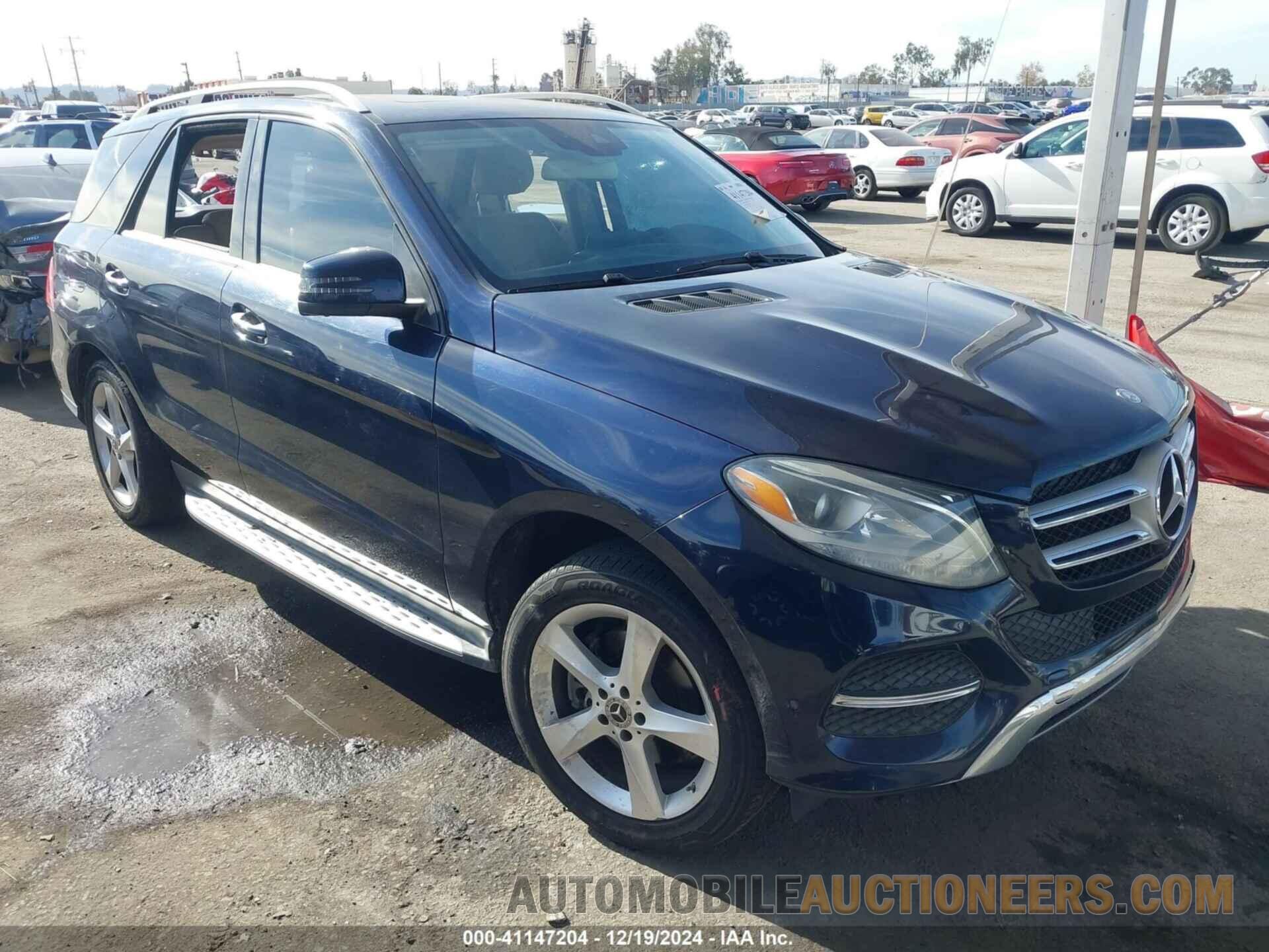 4JGDA5JB1HA938585 MERCEDES-BENZ GLE 2017