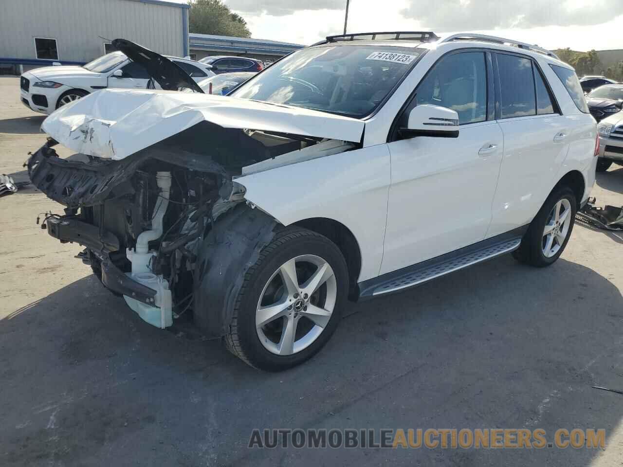 4JGDA5JB1JB025230 MERCEDES-BENZ GLE-CLASS 2018