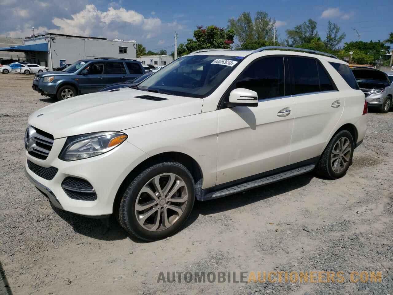 4JGDA5JB2GA745375 MERCEDES-BENZ GLE-CLASS 2016