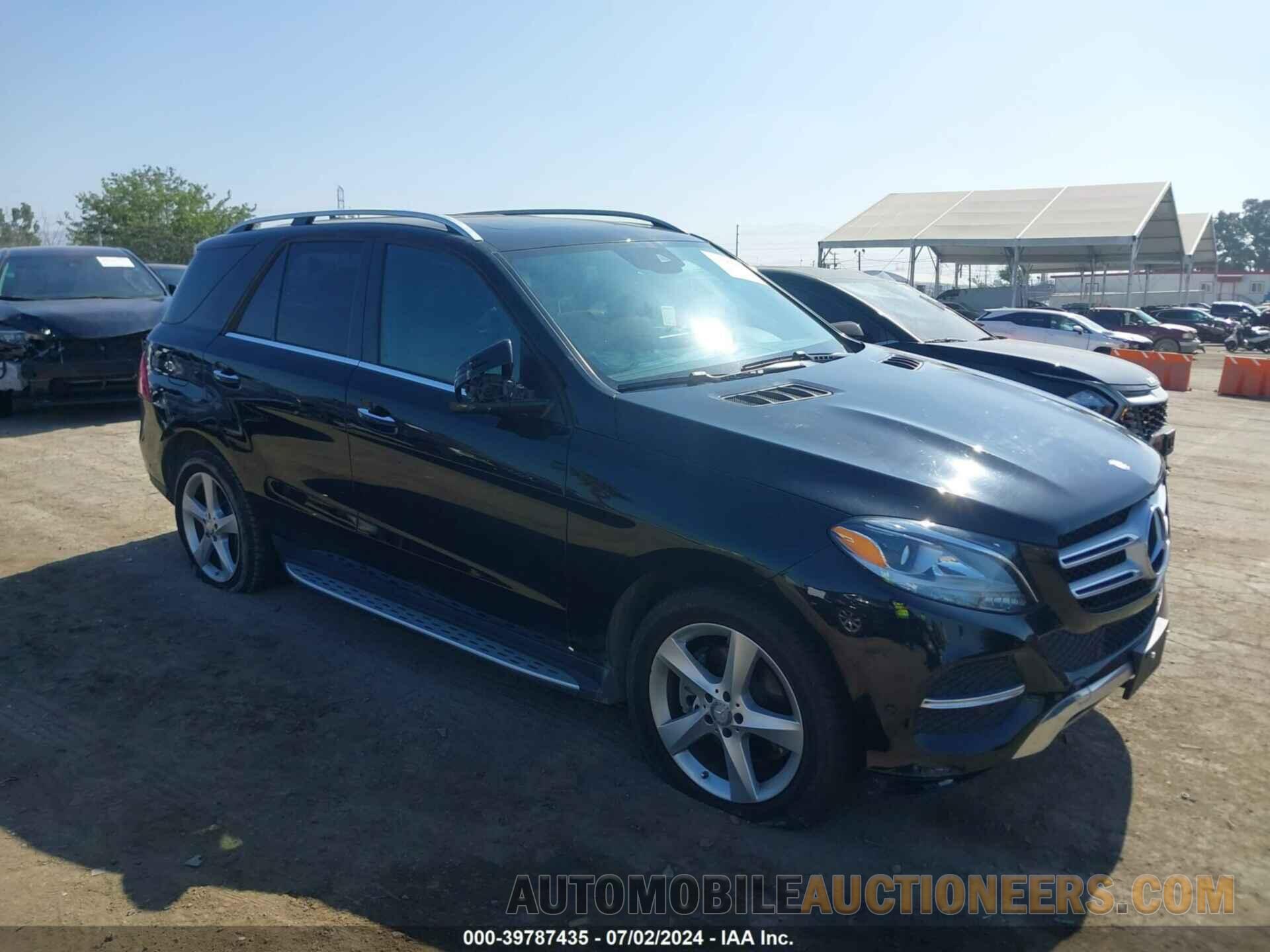 4JGDA5JB2HA895004 MERCEDES-BENZ GLE 350 2017