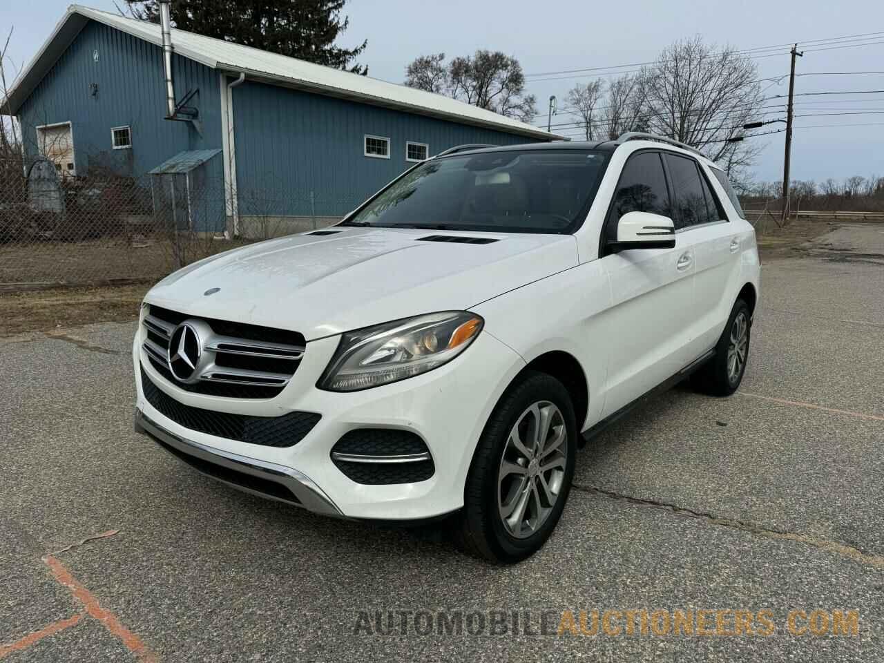 4JGDA5JB3GA637573 MERCEDES-BENZ GLE-CLASS 2016