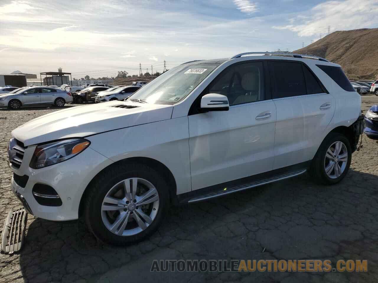 4JGDA5JB3HA823339 MERCEDES-BENZ GLE-CLASS 2017