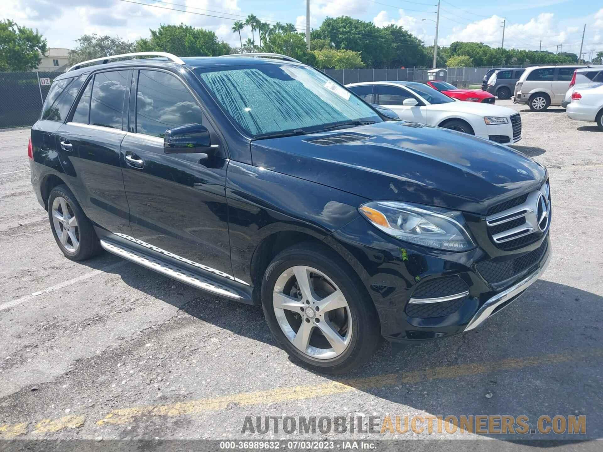 4JGDA5JB3HA931427 MERCEDES-BENZ GLE 2017