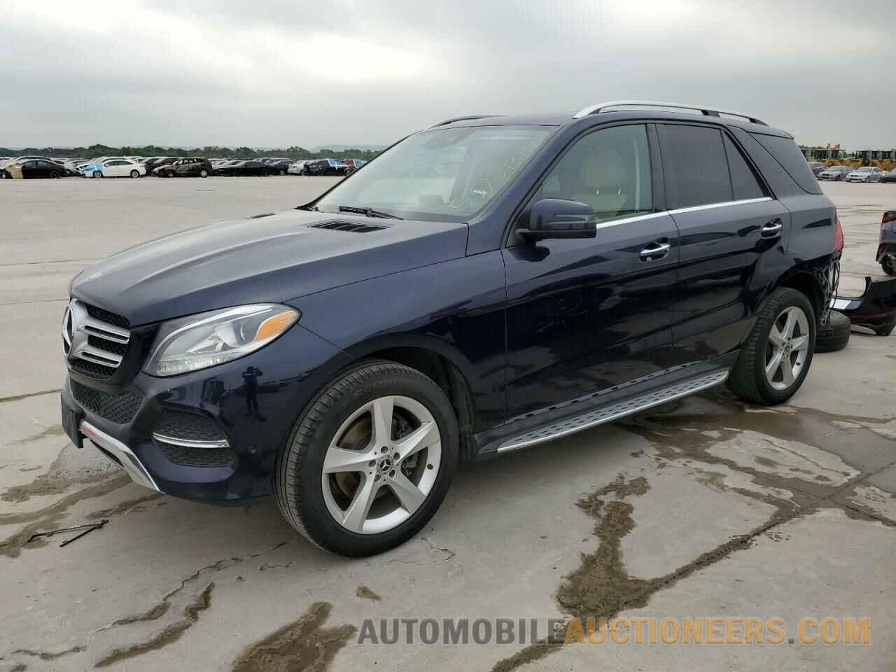 4JGDA5JB4HA986100 MERCEDES-BENZ GLE-CLASS 2017