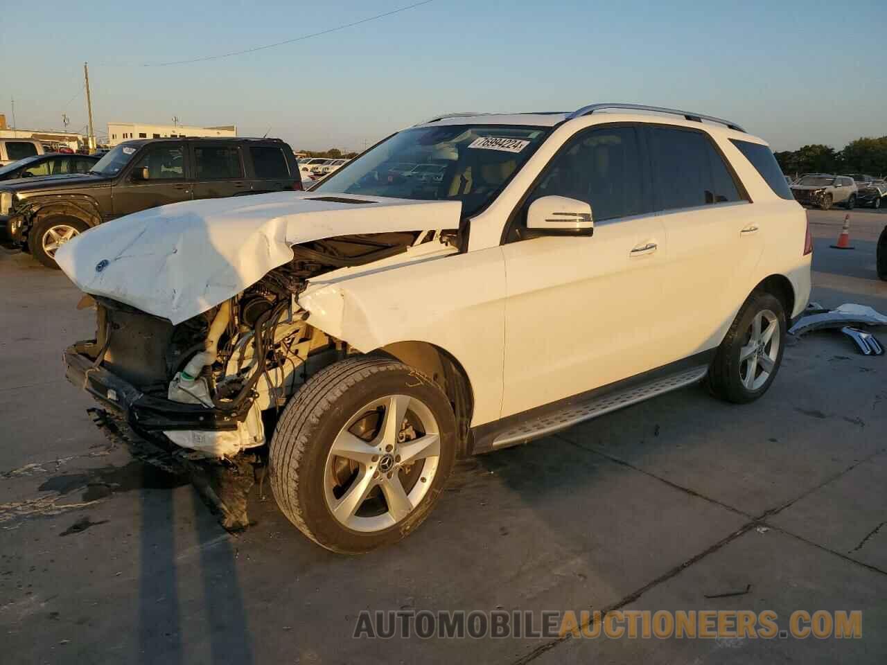 4JGDA5JB5JB031175 MERCEDES-BENZ GLE-CLASS 2018