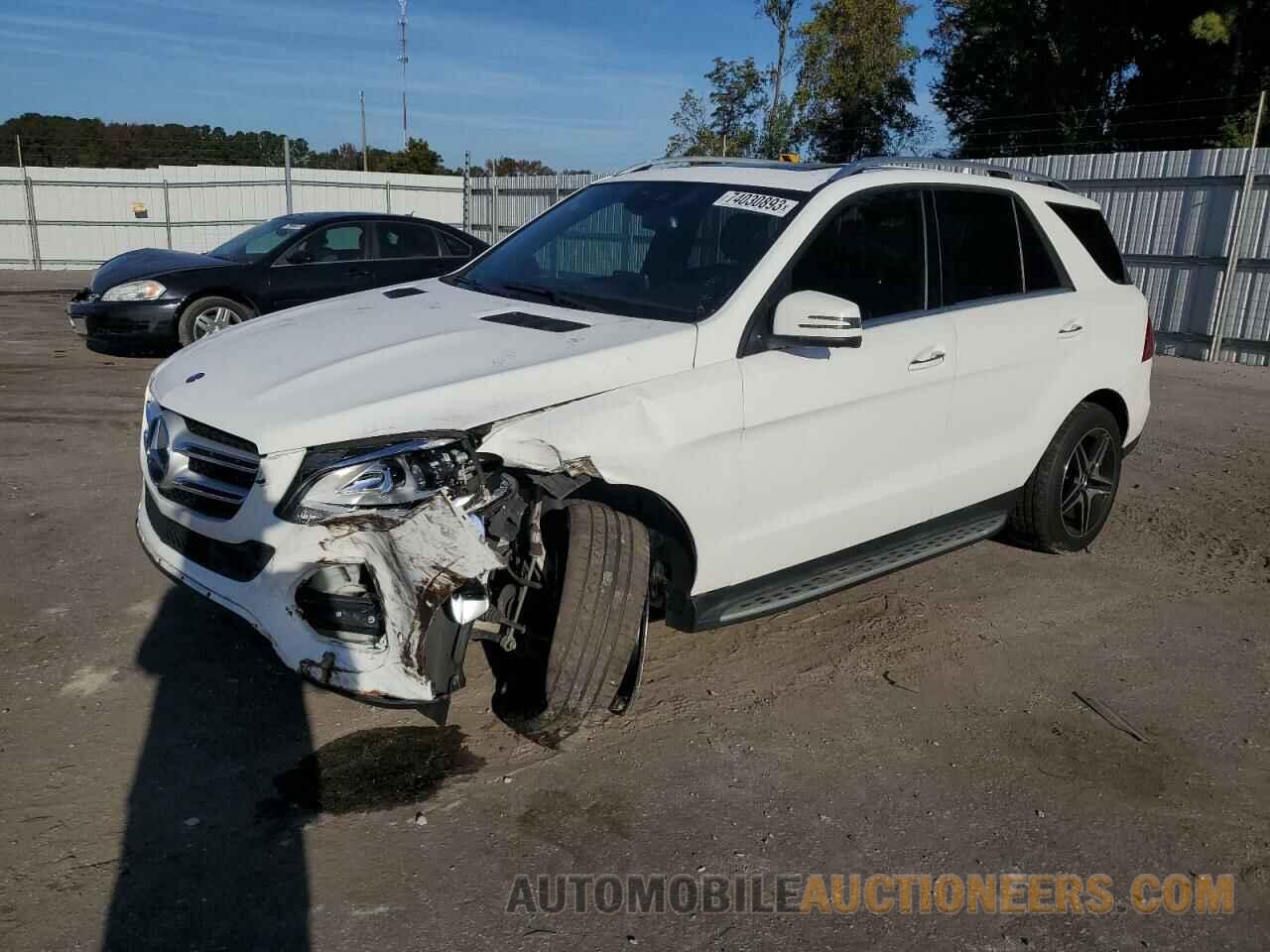 4JGDA5JB6HA838143 MERCEDES-BENZ GLE-CLASS 2017