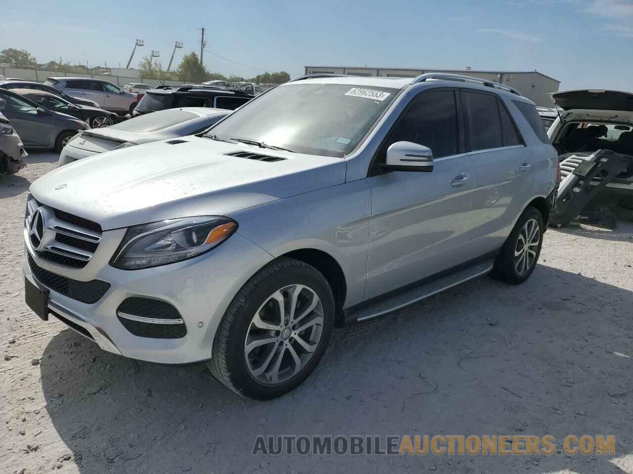 4JGDA5JB7GA685464 MERCEDES-BENZ GLE-CLASS 2016