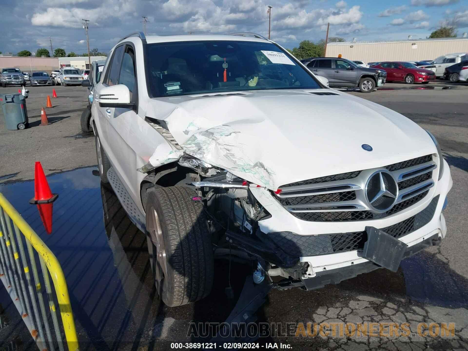 4JGDA5JB7GA776573 MERCEDES-BENZ GLE 350 2016