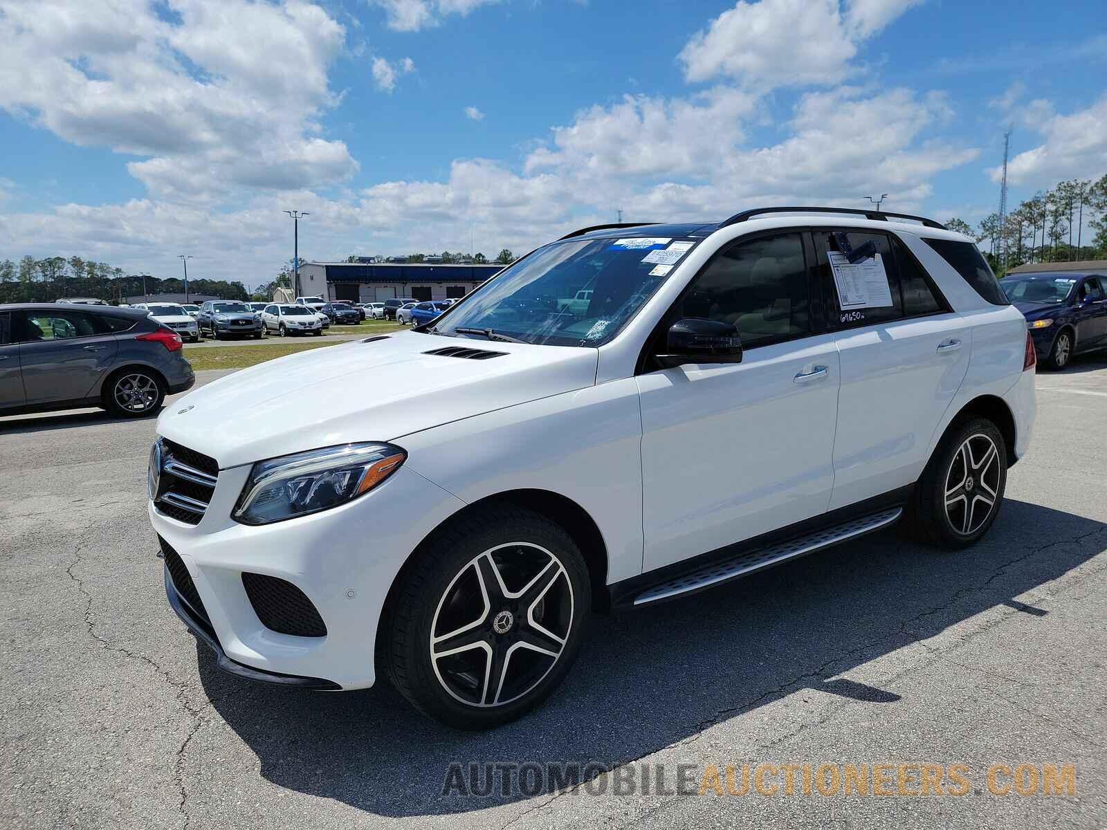 4JGDA5JB7JB029556 Mercedes-Benz GLE 2018