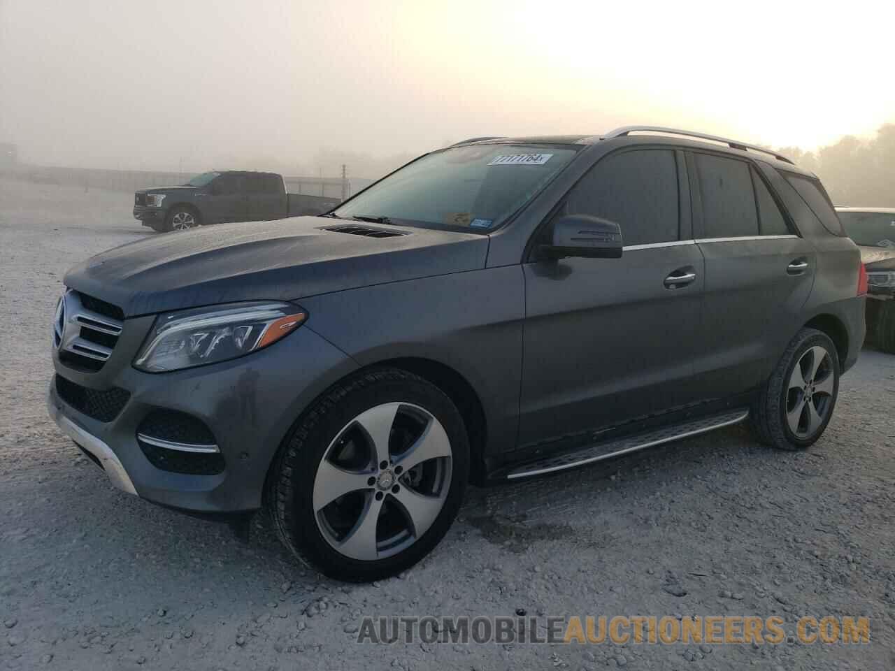 4JGDA5JB8HA903591 MERCEDES-BENZ GLE-CLASS 2017