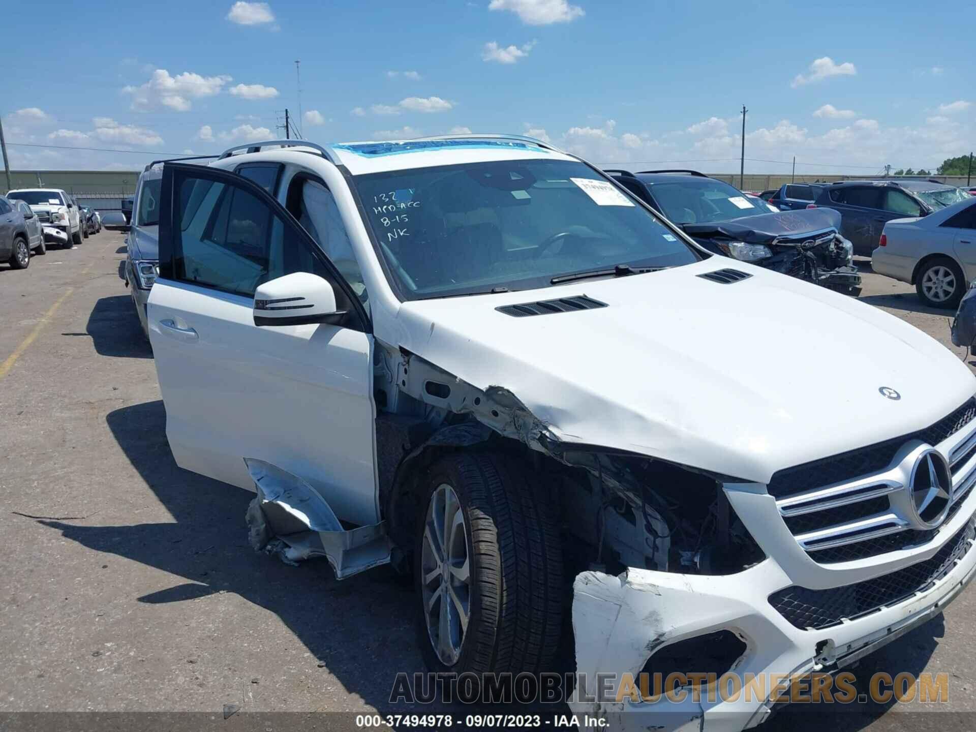 4JGDA5JB9HA827556 MERCEDES-BENZ GLE 2017