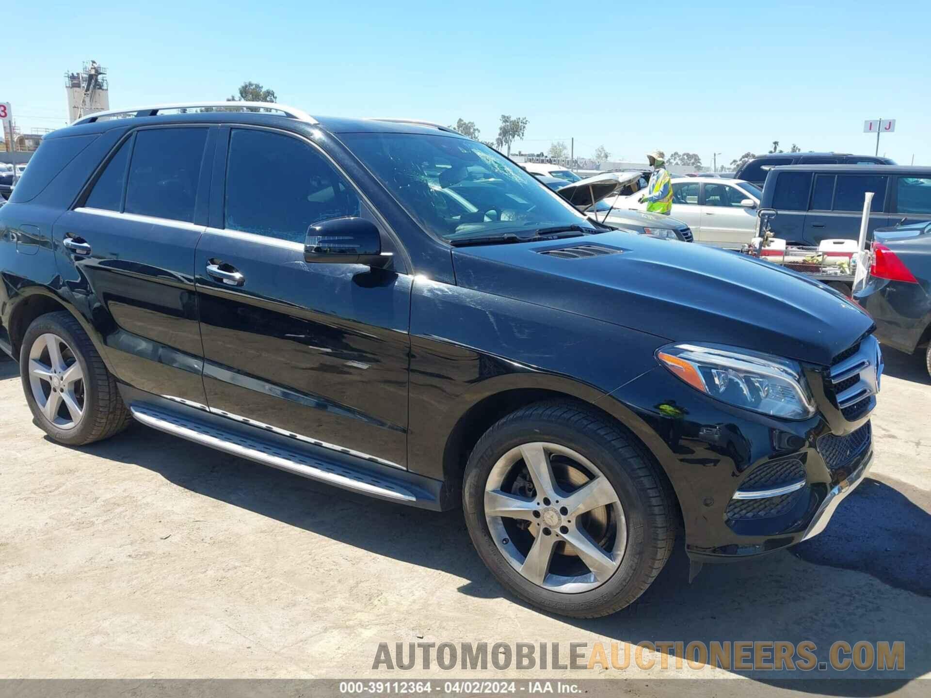 4JGDA5JBXHA815352 MERCEDES-BENZ GLE 350 2017