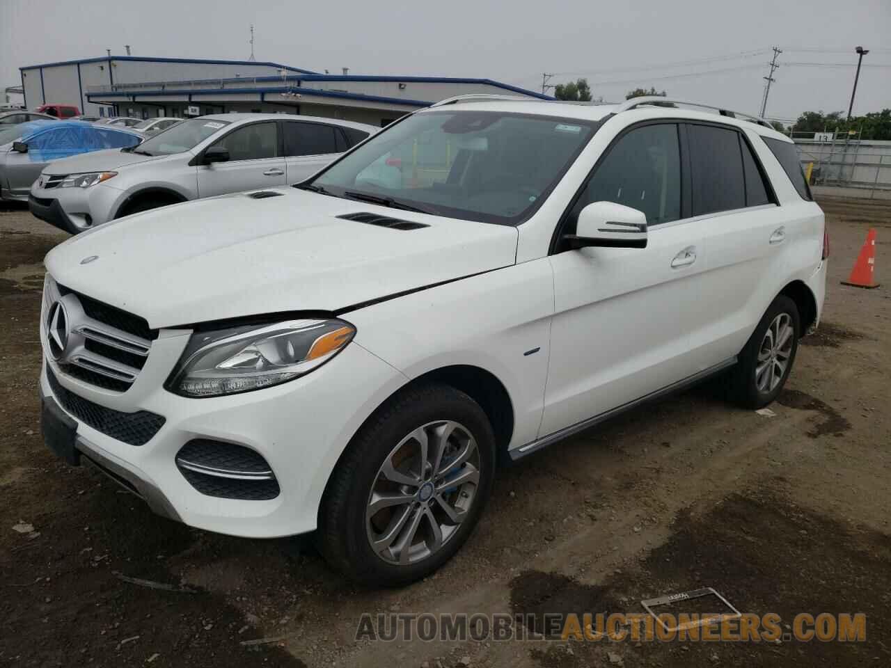 4JGDA6DB5HA852763 MERCEDES-BENZ GLE-CLASS 2017