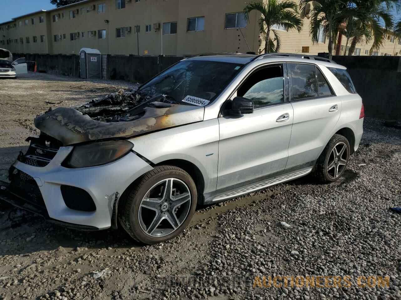 4JGDA6DB8JB040129 MERCEDES-BENZ GLE-CLASS 2018