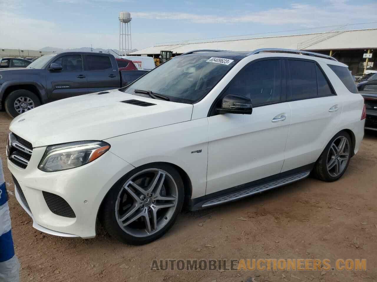 4JGDA6EB4JB112135 MERCEDES-BENZ GLE-CLASS 2018