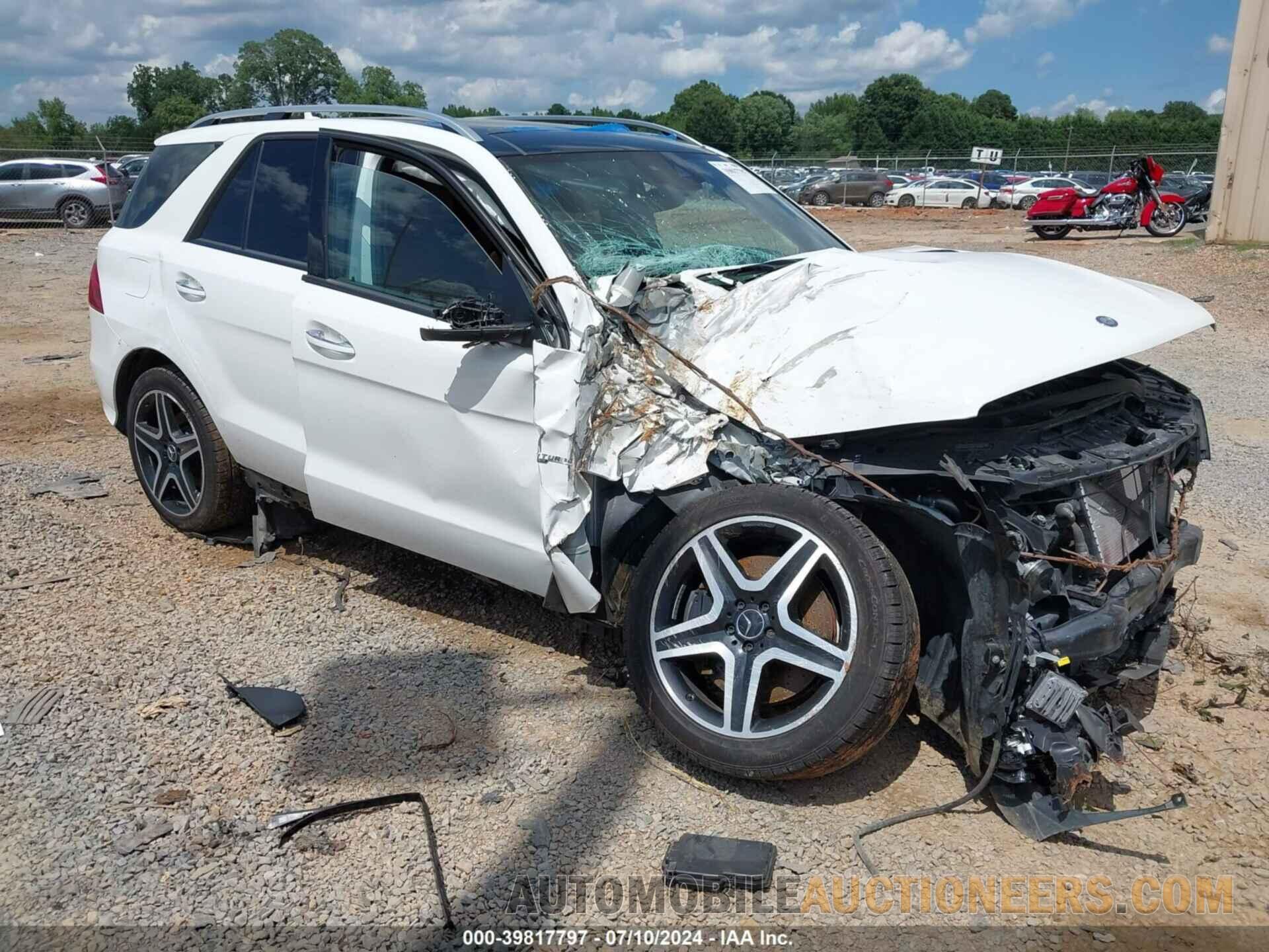 4JGDA6EB9HA907827 MERCEDES-BENZ GLE 2017