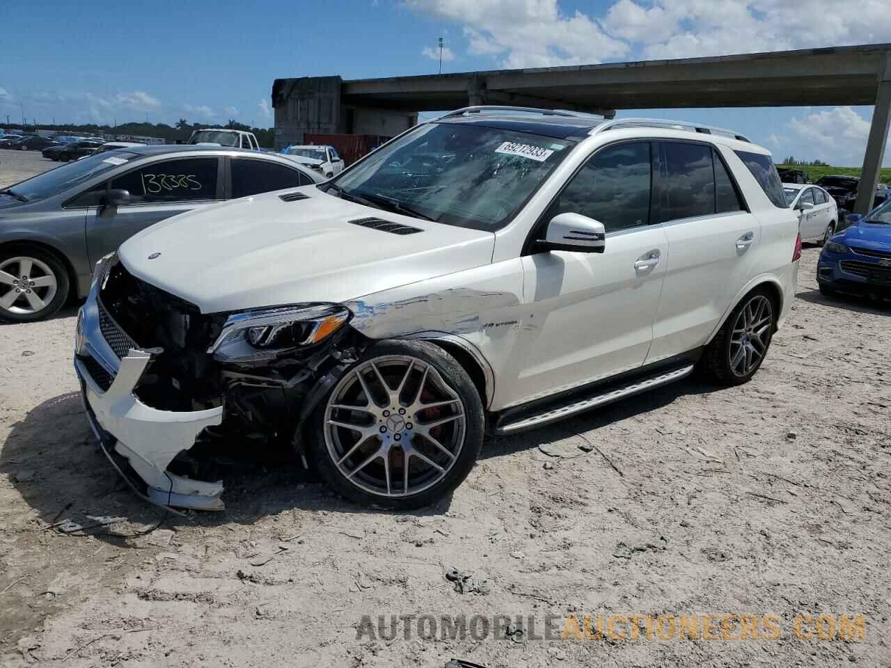 4JGDA7FB5HA848232 MERCEDES-BENZ GLE-CLASS 2017