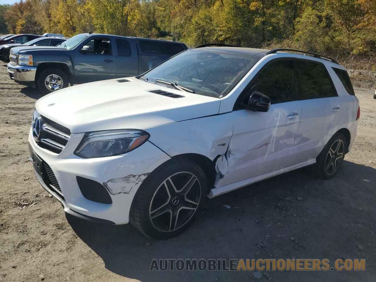 4JGDA7FB6HA831231 MERCEDES-BENZ GLE-CLASS 2017