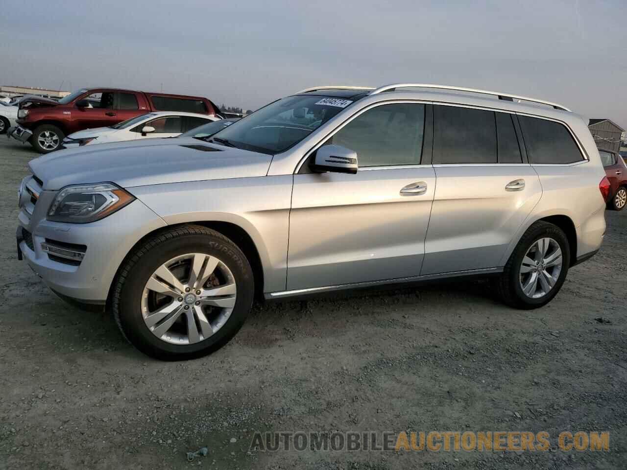 4JGDF2EE0DA218239 MERCEDES-BENZ GL-CLASS 2013