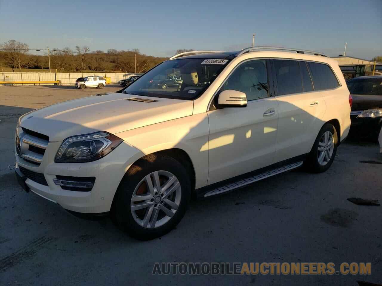 4JGDF2EE3FA442589 MERCEDES-BENZ GL-CLASS 2015