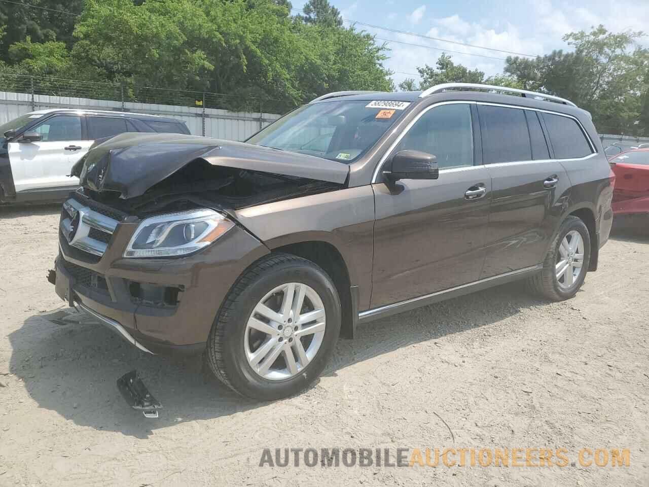 4JGDF2EE3FA507635 MERCEDES-BENZ GL-CLASS 2015