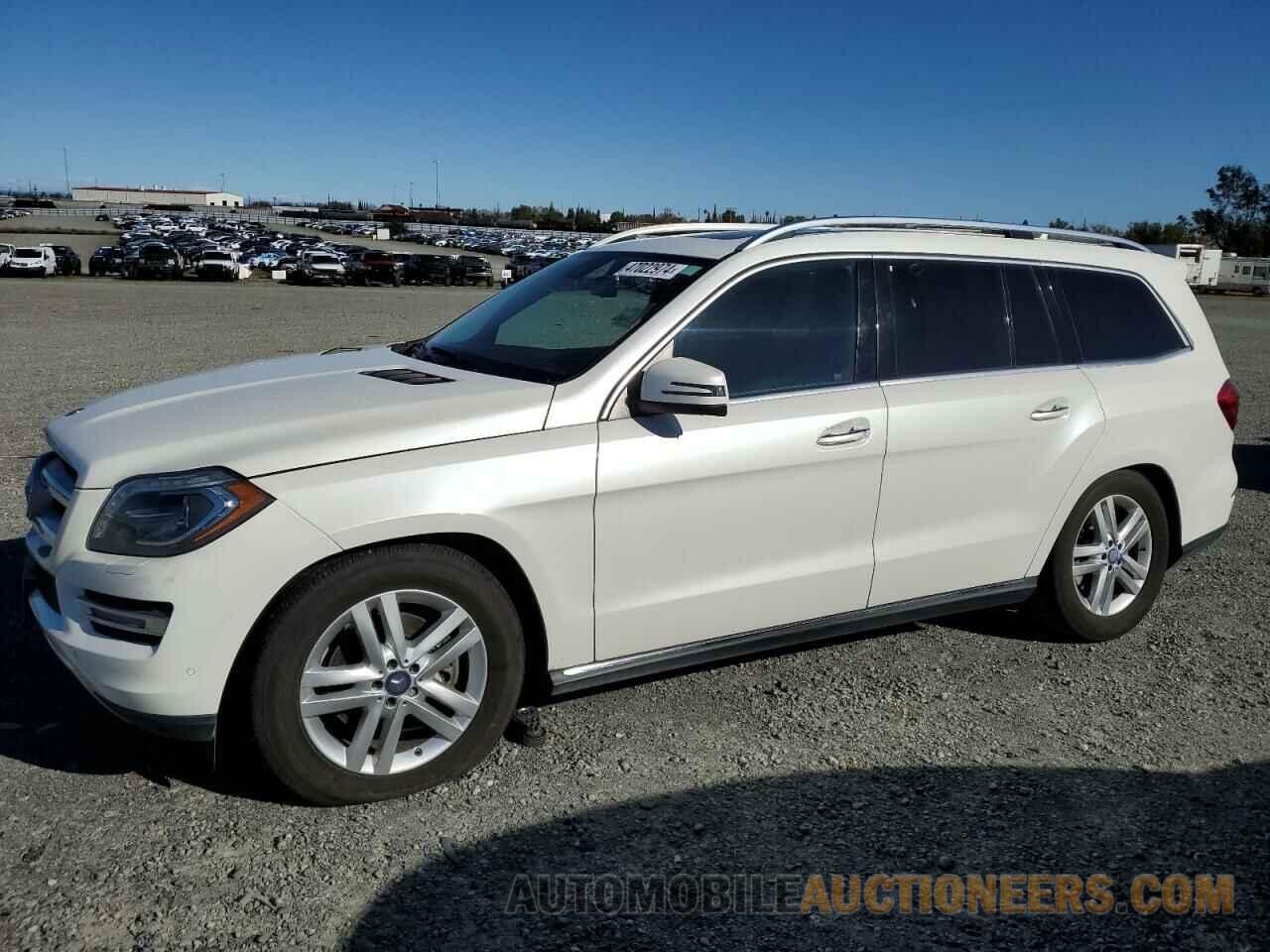 4JGDF2EE3FA581685 MERCEDES-BENZ GL-CLASS 2015