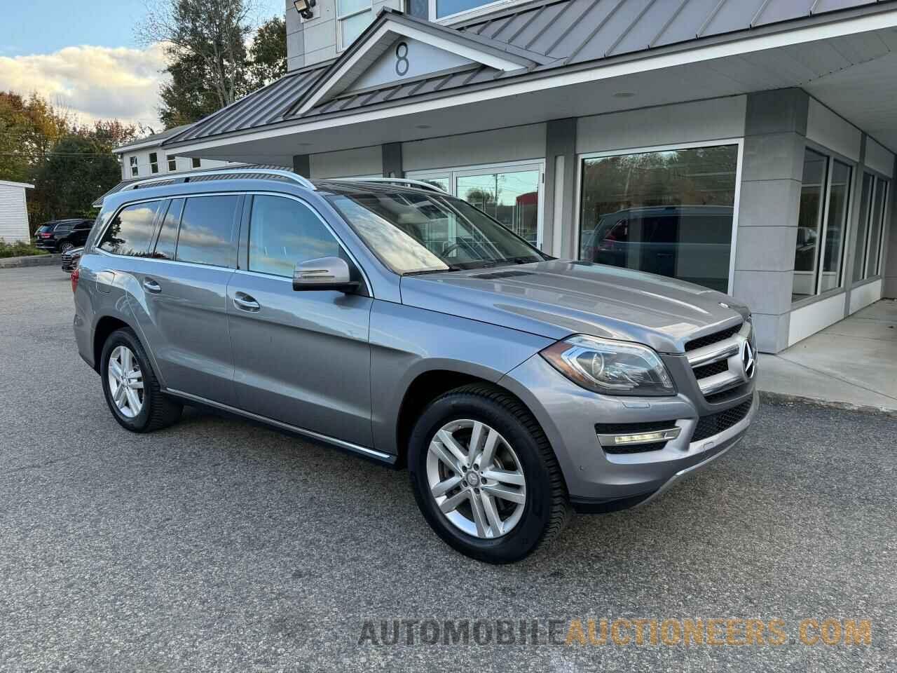 4JGDF2EE3GA648335 MERCEDES-BENZ GL-CLASS 2016