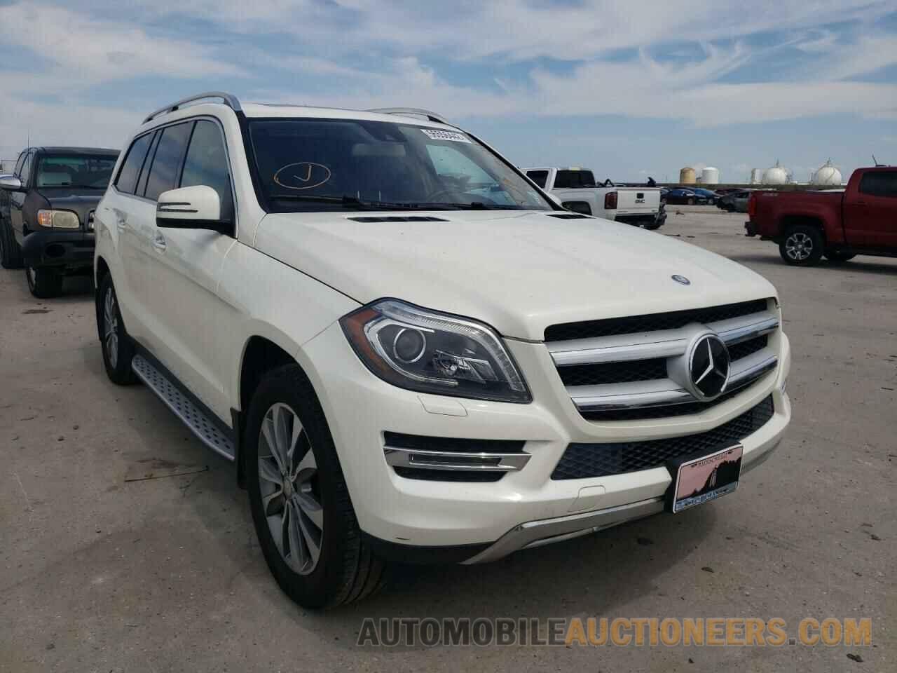 4JGDF2EE5FA455604 MERCEDES-BENZ GL-CLASS 2015