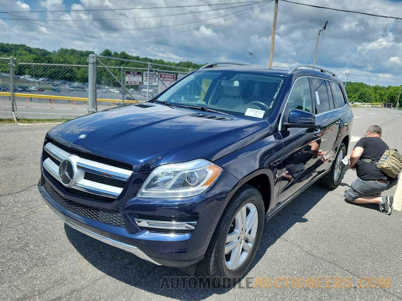 4JGDF2EE5GA692305 Mercedes-Benz GL 2016