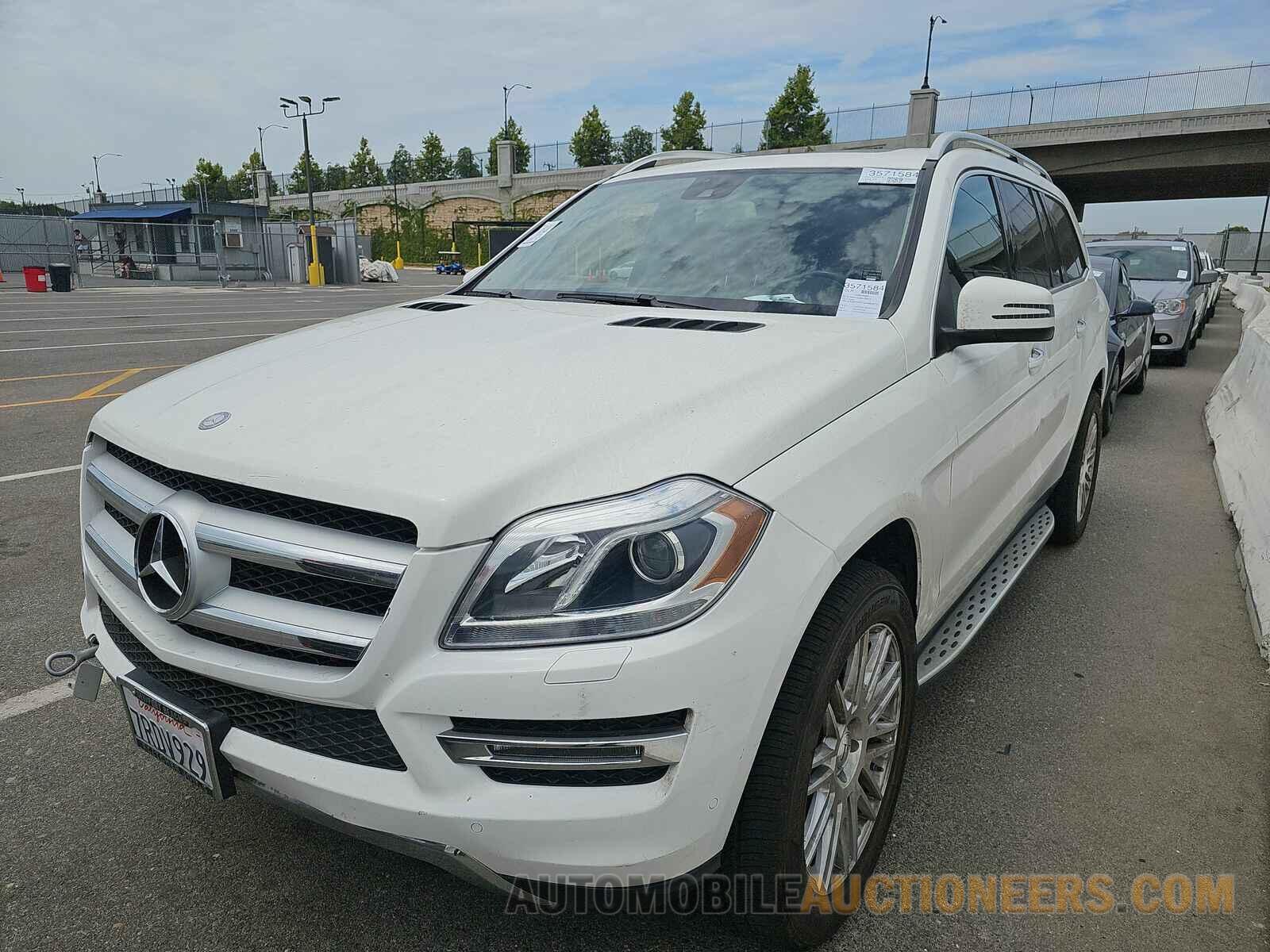 4JGDF2EE7GA685274 Mercedes-Benz GL 2016