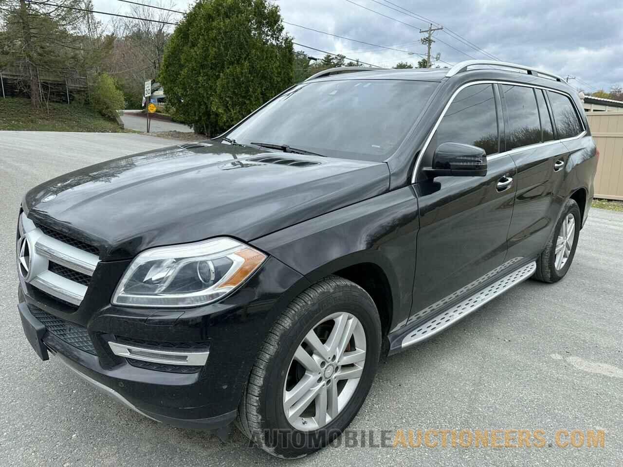 4JGDF2EE8GA652915 MERCEDES-BENZ GL-CLASS 2016